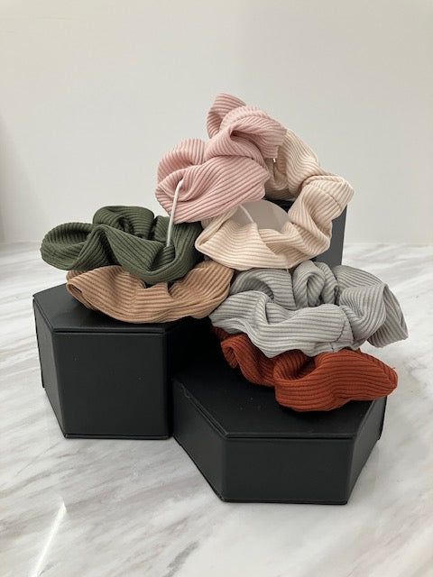 Ribbed Scrunchie